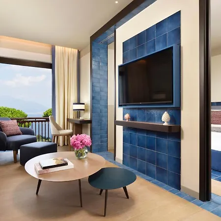 Ara Maris & Hotel 5*
