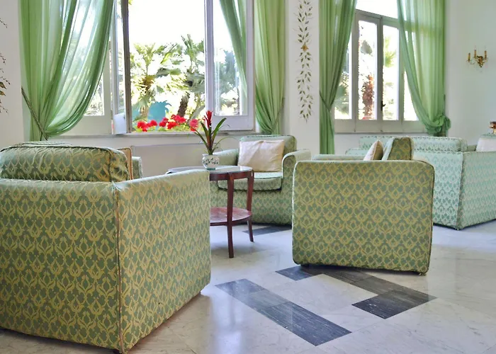 فندق Ara Maris & 5*