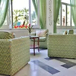 Hotel Ara Maris & 5*