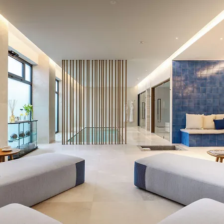 מלון Ara Maris &