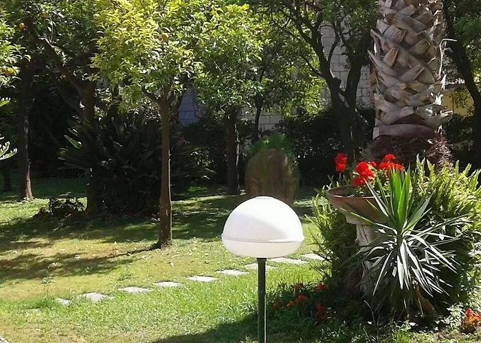 מלון Ara Maris & 5*