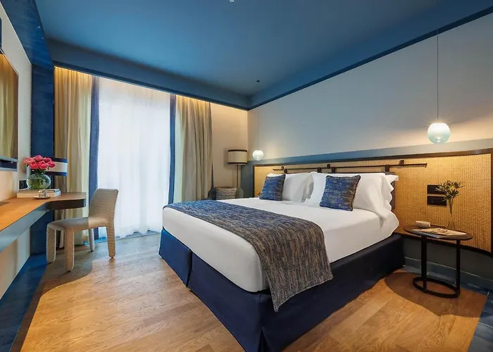 Ara Maris & 5* סורנטו