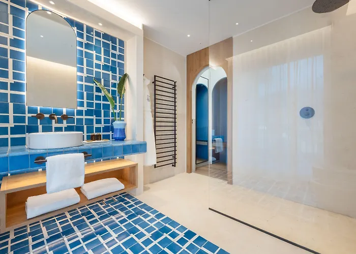 Ara Maris & סורנטו