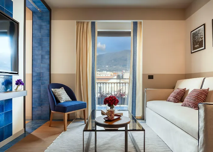 Ara Maris & 5* סורנטו