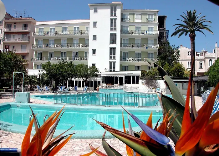 מלון Ara Maris & 5*