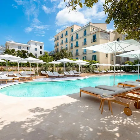 Ara Maris & 호텔 소렌토