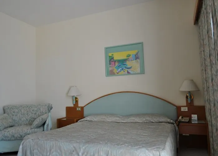Hotel Ara Maris & Sorrent